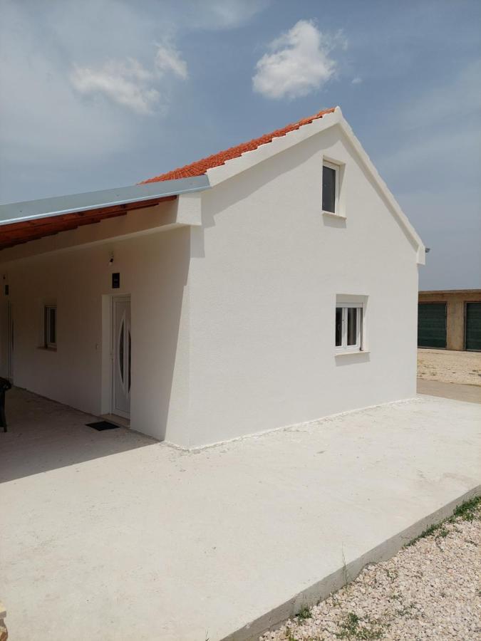 Apartmani Dejan Skradin Εξωτερικό φωτογραφία